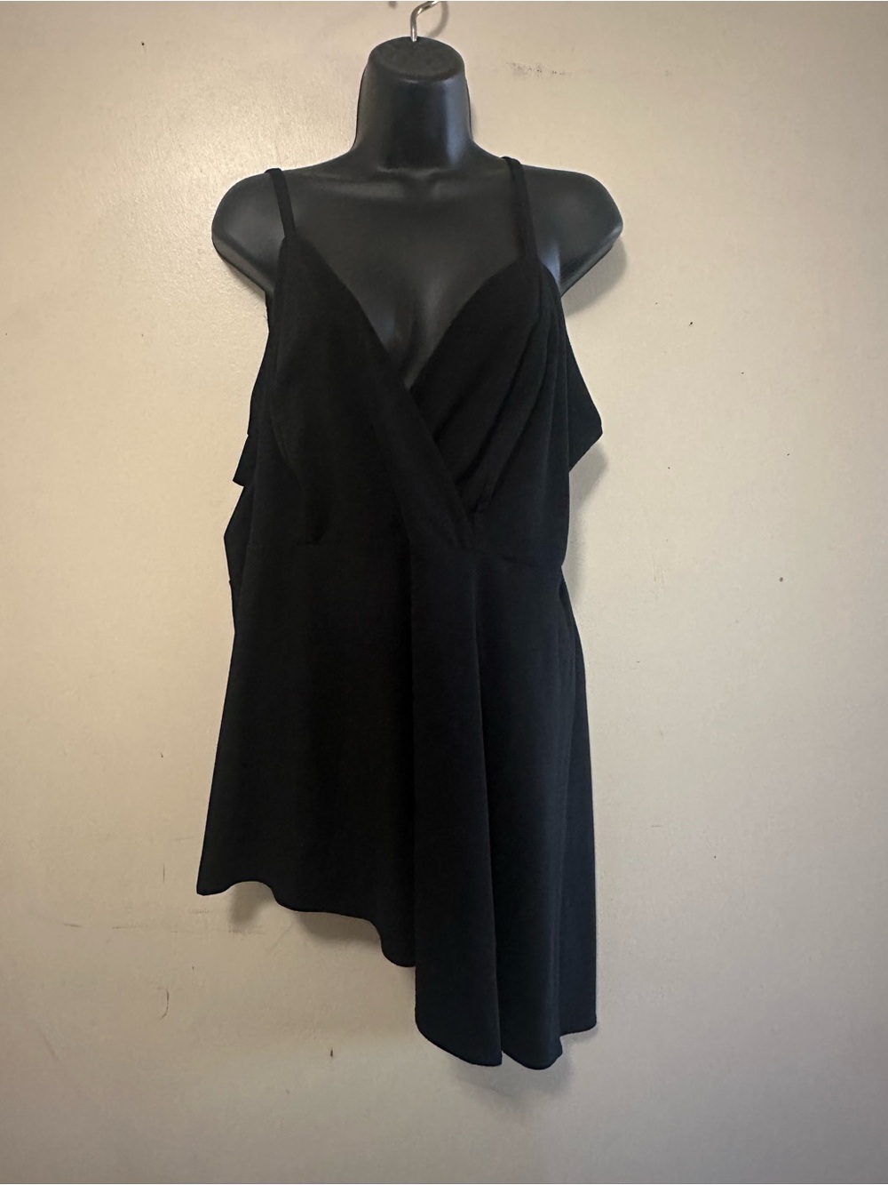 Torrid Polyester Surplice Asymmetrical Peplum Cami Black Tank Top